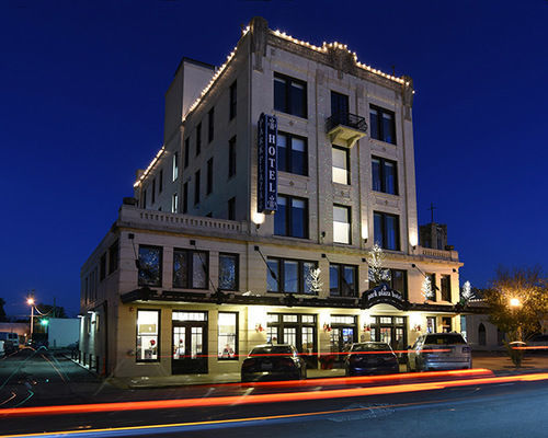 Park Plaza Hotel Сегин Экстерьер фото