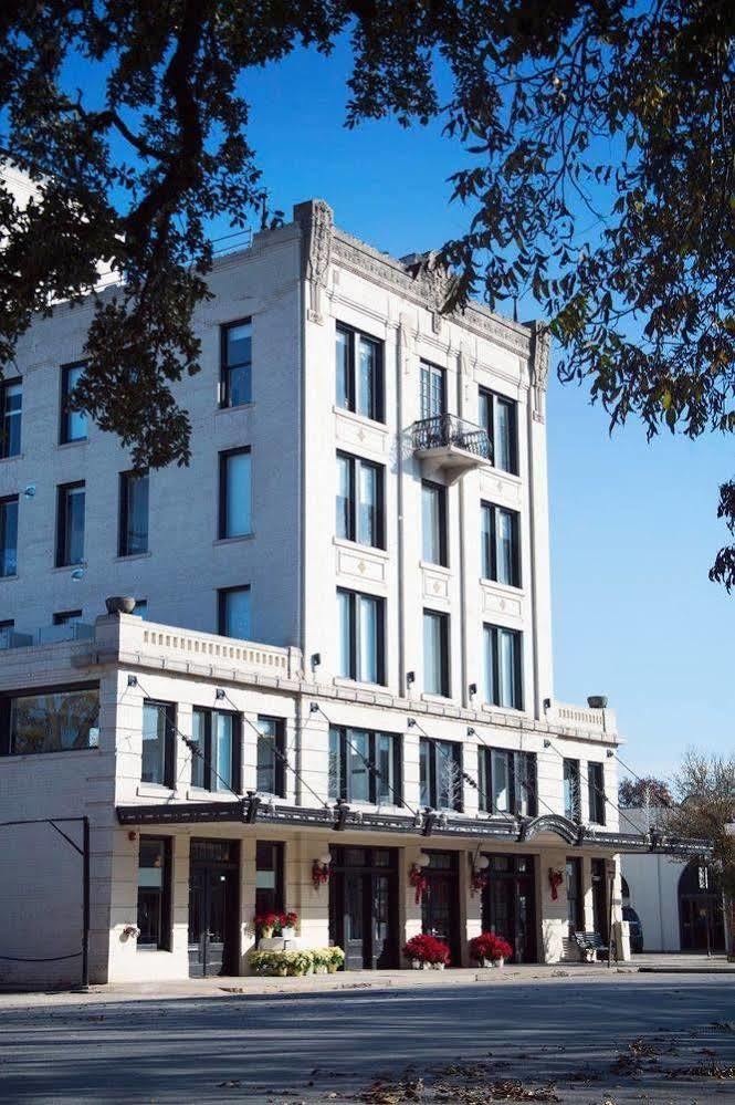 Park Plaza Hotel Сегин Экстерьер фото
